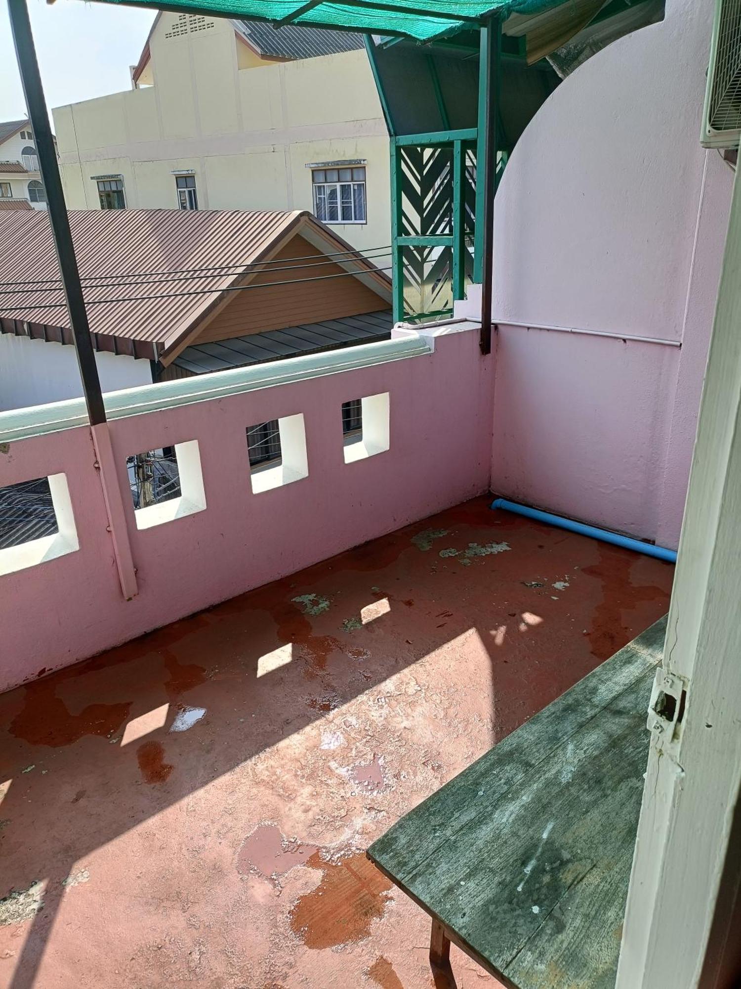Better House 佰特客栈 Aparthotel Chiang Mai Buitenkant foto
