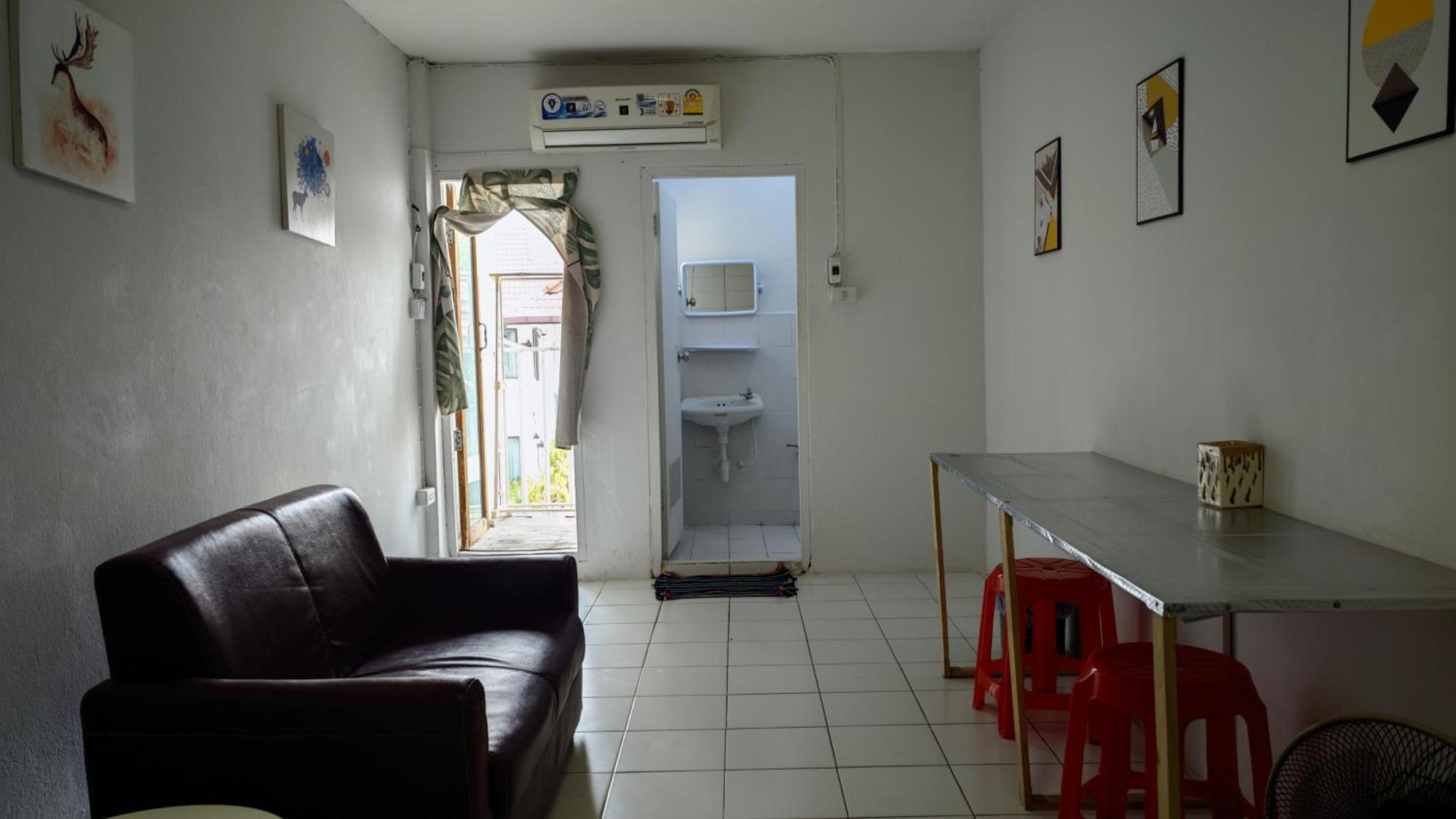 Better House 佰特客栈 Aparthotel Chiang Mai Buitenkant foto